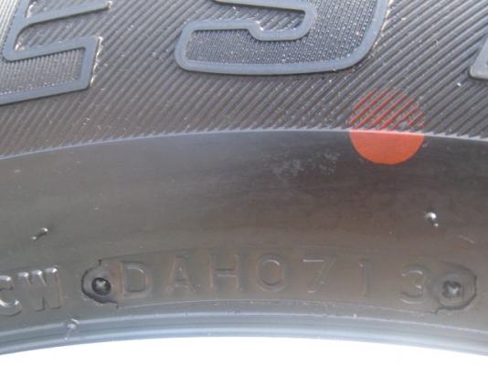 ขายล้อแม็กเดิม  All New Isuzu Dmax 17"x7" et33 6รู139+ยางปี13 ถอดจากรถป้ายแดง (081-3747940)