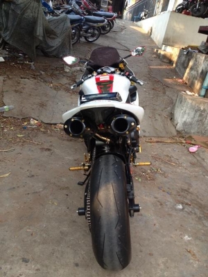 ขาย R1 รถปี 05-06 อินวอย์ สพม ตัวจิง