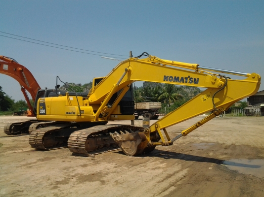 ขายด่วน!!! KOMATSU PC200-8 ไมล์ ชม.3785 สภาพสวยมากๆ พร้อมใช้งาน เอกสารเล่มทะเบียน ขายด่วน!!! KOMATSU PC200-8 ไมล์ ชม.3785 สภาพสวยมากๆ พร้อมใช้งาน เอกสารเล่มทะเบียน
