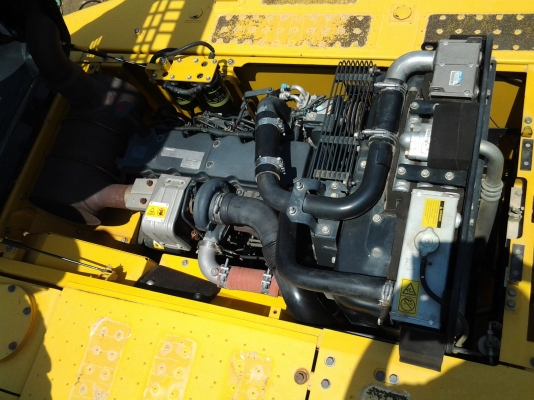 ขายด่วน!!! KOMATSU PC200-8 ไมล์ ชม.3785 สภาพสวยมากๆ พร้อมใช้งาน เอกสารเล่มทะเบียน ขายด่วน!!! KOMATSU PC200-8 ไมล์ ชม.3785 สภาพสวยมากๆ พร้อมใช้งาน เอกสารเล่มทะเบียน