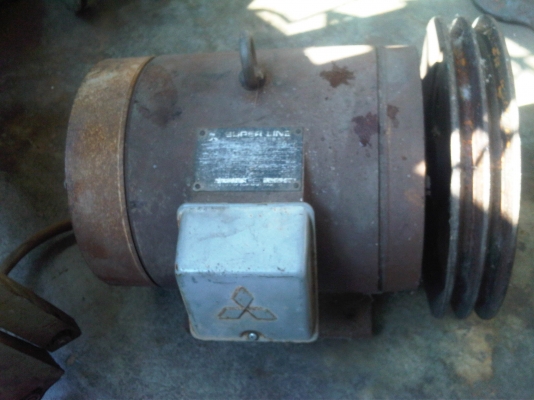 ขายมอเตอร์ไฟฟ้า 5 แรง super line ไฟ3สาย(ใช้ไฟเมืองไทยได้เลย) ขายมอเตอร์ไฟฟ้า 5 แรง super line ไฟ3สาย(ใช้ไฟเมืองไทยได้เลย)