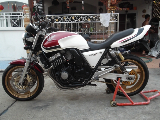 ขาย cb400 ปี95 อินวอย ปรับราคาลง แต่ของแต่งเพิ่มขึ้น ครับ