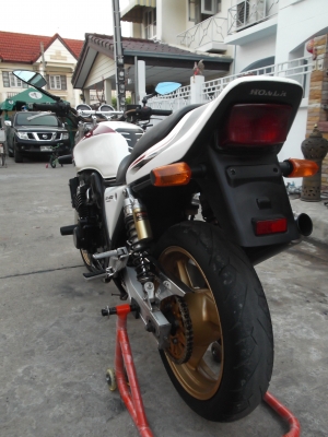 ขาย cb400 ปี95 อินวอย ปรับราคาลง แต่ของแต่งเพิ่มขึ้น ครับ