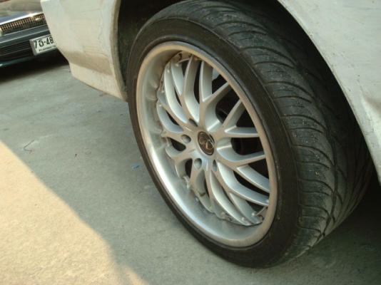 ขายล้อแมกครับขอบ 18หน้า8หลัง9พร้อมยาง ขายล้อแมกครับขอบ 18หน้า8หลัง9พร้อมยาง