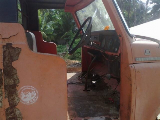 ขายรถ 6 ล้อน้ำหน้ายาว NISSAN เครื่องเบนซิน ราคา 160000