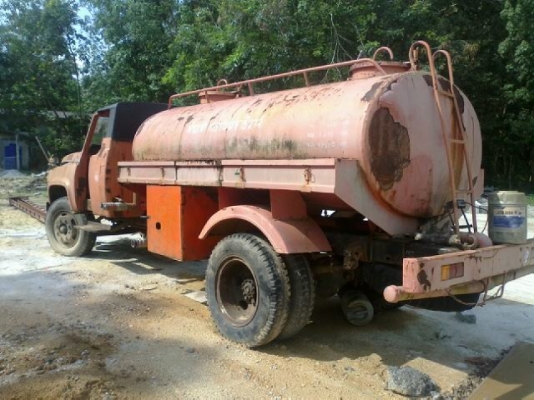 ขายรถ 6 ล้อน้ำหน้ายาว NISSAN เครื่องเบนซิน ราคา 160000