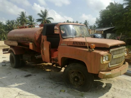 ขายรถ 6 ล้อน้ำหน้ายาว NISSAN เครื่องเบนซิน ราคา 160000