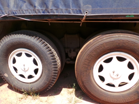 ISUZU 175 แรงม้า หัวเดิม เครื่องเดิม คัซซีสวยตลอดแนว ยางเต็มสิบเส้นค่ะ