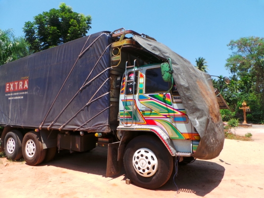 ISUZU 175 แรงม้า หัวเดิม เครื่องเดิม คัซซีสวยตลอดแนว ยางเต็มสิบเส้นค่ะ