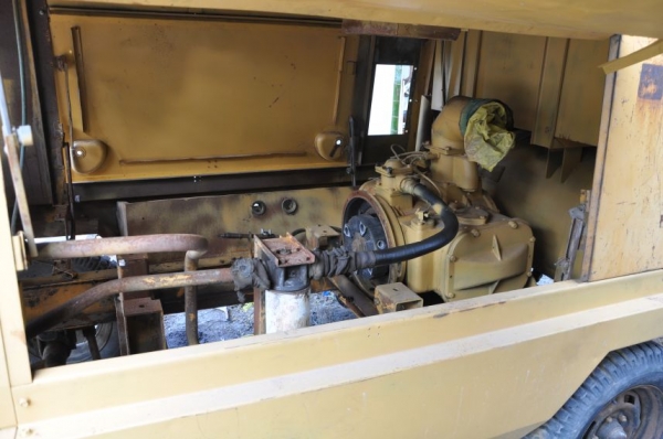 ขาย เทลเลอร์ใหญ่AIRMAN EC210Z มีปั้มลมครบ(ขาดเครื่อง) นำเข้าญี่ปุ่น ขาย29,000บาทเท่านั้น!!!