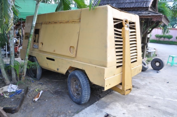 ขาย เทลเลอร์ใหญ่AIRMAN EC210Z มีปั้มลมครบ(ขาดเครื่อง) นำเข้าญี่ปุ่น ขาย29,000บาทเท่านั้น!!!