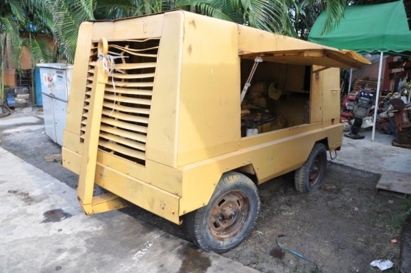 ขาย เทลเลอร์ใหญ่AIRMAN EC210Z มีปั้มลมครบ(ขาดเครื่อง) นำเข้าญี่ปุ่น ขาย29,000บาทเท่านั้น!!!