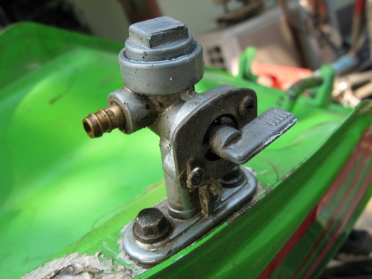 KR150 ถังสวยๆ มีสองใบ(ปาด+ไม่ปาด) สุพรรณบุรี KR150 ถังสวยๆ มีสองใบ(ปาด+ไม่ปาด) สุพรรณบุรี