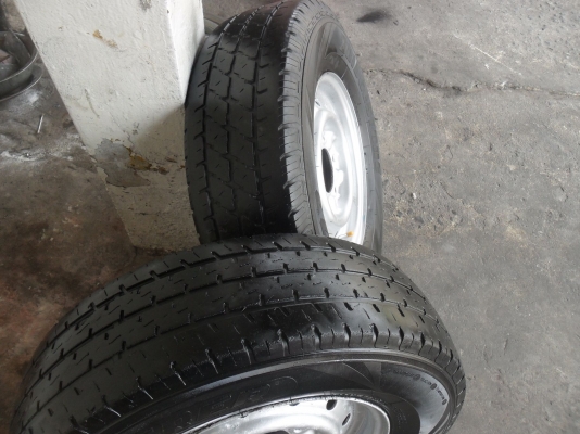 ล้อกะทะ 14นิ้ว 6รู พร้อมยาง 1 คู่ ล้อกะทะ 14นิ้ว 6รู พร้อมยาง 1 คู่