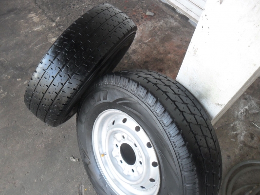 ล้อกะทะ 14นิ้ว 6รู พร้อมยาง 1 คู่ ล้อกะทะ 14นิ้ว 6รู พร้อมยาง 1 คู่