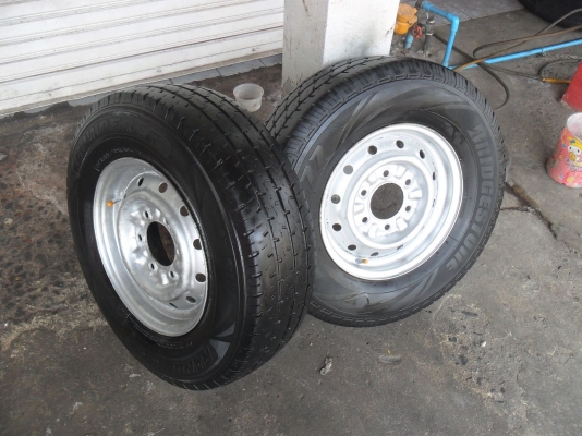 ล้อกะทะ 14นิ้ว 6รู พร้อมยาง 1 คู่