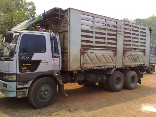 ขายรถบรรทุก 10 ล้อดั้มเกษตรเพลาเดียว HINO FL 1 J เครื่อง 210 แรงเครื่องเดิมยางดีคัทซีสวยกะบะสามมิตร