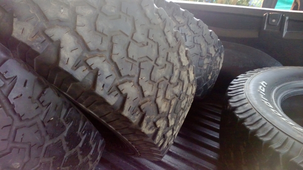 ยางall  BF 265-75-16 ปี08-09