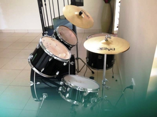 ขายกลองชุด 2 ชุดยี่ห้อ Pearl forum / Yamaha Gigmaker