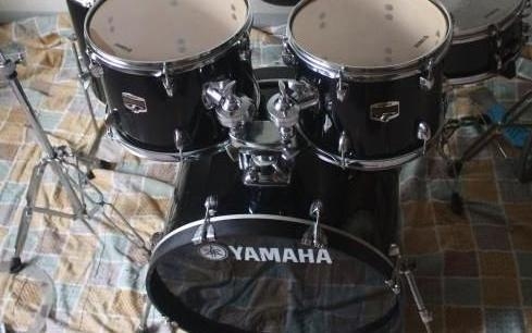 ขายกลองชุด 2 ชุดยี่ห้อ Pearl forum / Yamaha Gigmaker