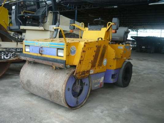 รถบด 4 ตัน Sakai SW350 รถเก่านอก นำเข้าจาญี่ปุ่น สภาพเดิมๆ สวยกิ๊บ