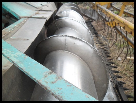 รถเกี่ยวข้าว เครื่องดี สภาพสวยๆ