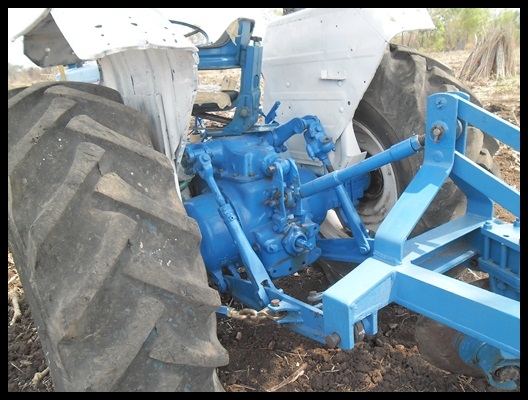 รถไถฟอร์ด 77 สภาพดี น่าใช้