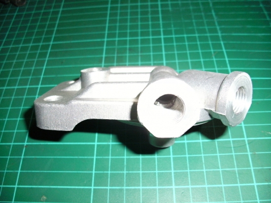 FUEL FILTER HEAD,E200B,6D31,6D14 FUEL FILTER HEAD,E200B,6D31,6D14