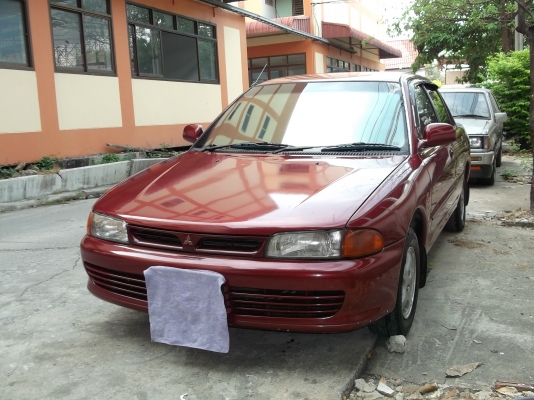 ขายE carปี94เครื่องหัวฉีดเกียร์ออโต้สีสวยช่วงล่างแน่น