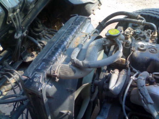 ขายด่วน 4ล้อ  ISUZU NHR69E  4JG2 3069 CC