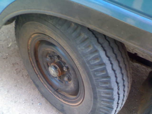 ขายด่วน 4ล้อ  ISUZU NHR69E  4JG2 3069 CC