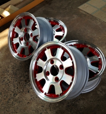 ล้อ RALLY-103 ขอบ 13x5.5 ใส่ 4/114.3 หน้าเงา สภาพสวยๆ พร้อมใส่หล่อ *6000 บาทครับ