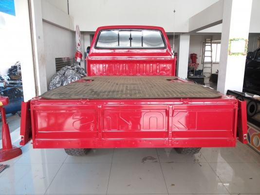 โตโยต้า ฮีโร่ สีเเดง2ประตู