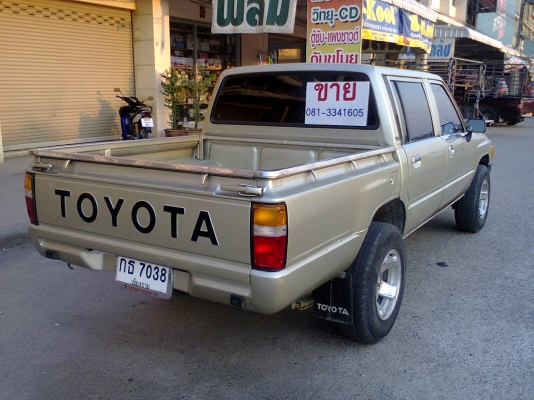 ขาย โตโยต้า ฮีโร่ สีทอง  4ประตู