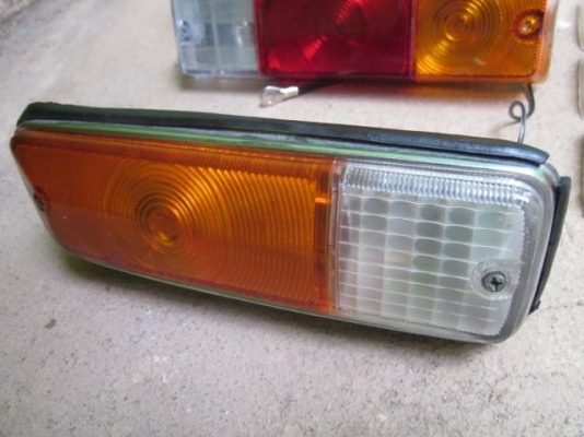 (ขายแล้ว)อะไหล่-Datsun 521 เก่าเก็บ ไม่ได้ใช้แล้ว แบ่งกันใช้ ขายในราคาถูก