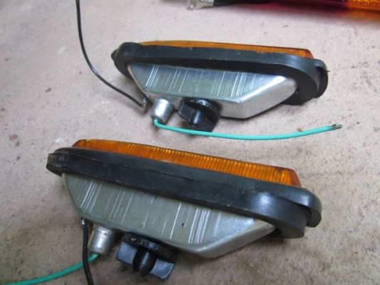 (ขายแล้ว)อะไหล่-Datsun 521 เก่าเก็บ ไม่ได้ใช้แล้ว แบ่งกันใช้ ขายในราคาถูก