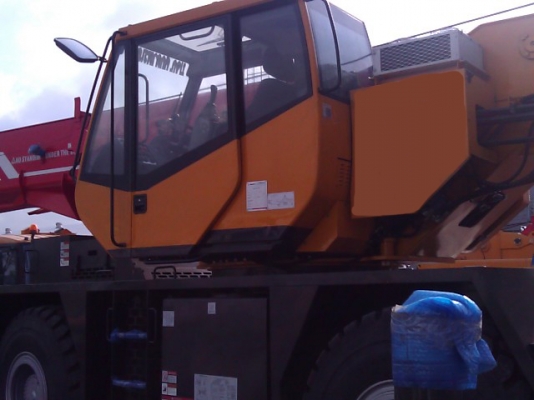 SANY Rough Terrain Crane New SANY Rough Terrain Crane New