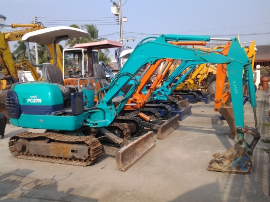 มือสองญี่ปุ่นนำเข้าเอง แบคโฮ KOMATSU-PC27R มือสองญี่ปุ่นแท้ สภาพดี รถพร้อมใช้ ราคาคุยกันได้ มีบริการขนส่ง