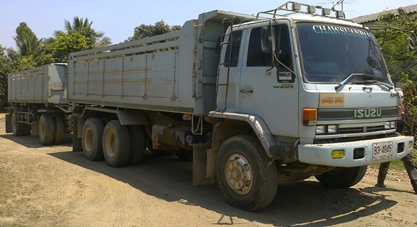 ขาย ISUZU fxz 240  2 เพลา หัวฟ้า เเท้เเท้