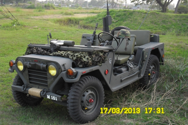 ขาย m151 สวยอุปกรณ์เพียบ