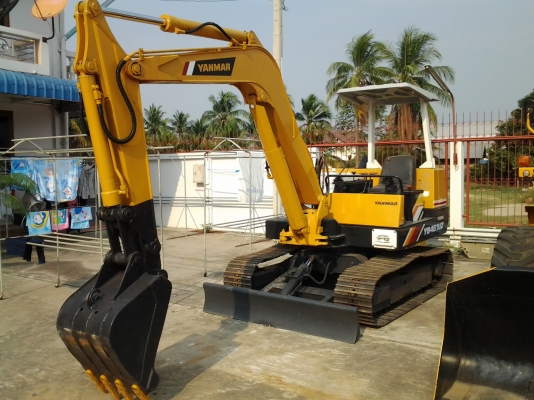 มือสองญี่ปุ่นนำเข้าเอง แบคโฮ YANMAR-YB461UZ TURBO มือสองญี่ปุ่นแท้ สภาพดี รถพร้อมใช้ ราคาคุยกันได้ มีบริการขนส่ง