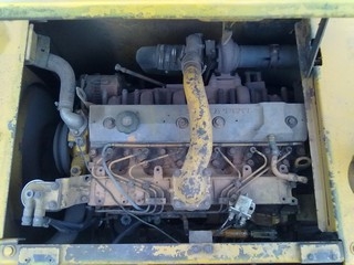 ต้องการขายรถแบคโฮ KOMATSU 200-5 สภาพสวยมากๆ (คอนโทลยาวครับ)