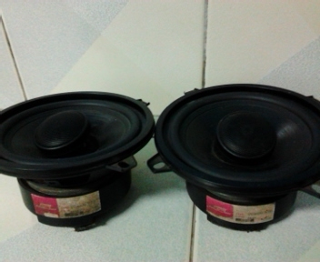 ลำโพงแกนร่วม.  5 นิ้ว BY Stage 1200 บาททัย