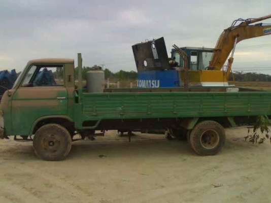 NISSAN CABAL ยาว 4.3เมตร เครื่องไม่มี คัชชีสวยทั้งเส้น เล่มทะเบียน