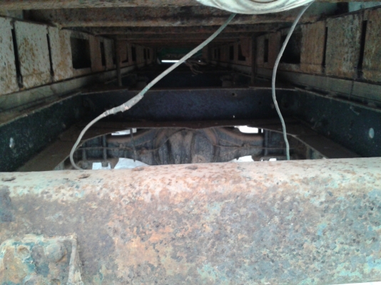 NISSAN CABAL ยาว 4.3เมตร เครื่องไม่มี คัชชีสวยทั้งเส้น เล่มทะเบียน