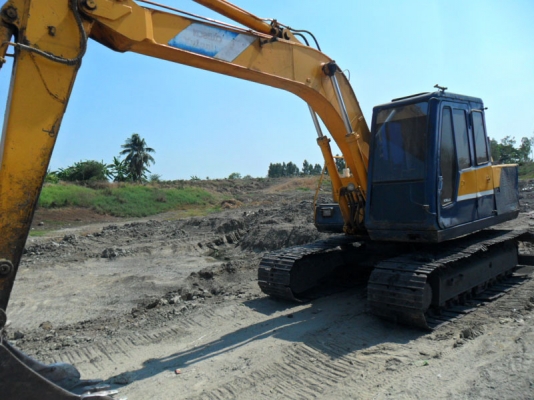 Kobelco SK045