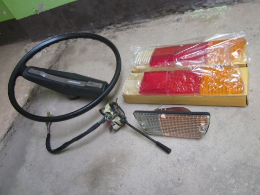 (ขายแล้ว)อะไหล่-Datsun 620 เก่าเก็บ ไม่ได้ใช้แล้ว แบ่งๆ กันใช้ ขายในราคาถูก