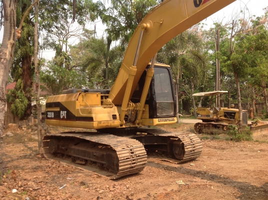 CAT320B