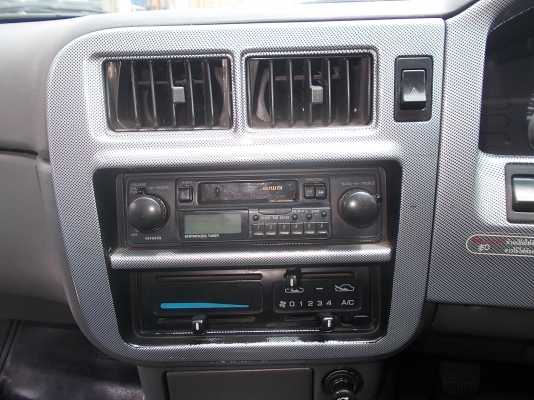 นิสสัน NV QEENCAB เดิมๆ บางๆ เกียร์ธรรมดา ติดแก๊ส LPG หัวฉีด นิสสัน NV QEENCAB เดิมๆ บางๆ เกียร์ธรรมดา ติดแก๊ส LPG หัวฉีด