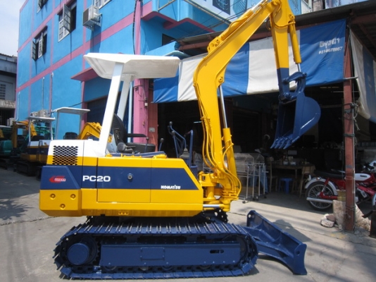 ขาย รถขุดเล็ก KOMATSU รุ่น PC20-6- แทร็กเหล็ก มือสองญี่ปุ่น